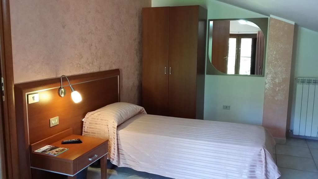 B&B Il Tulipano Rogliano Room photo